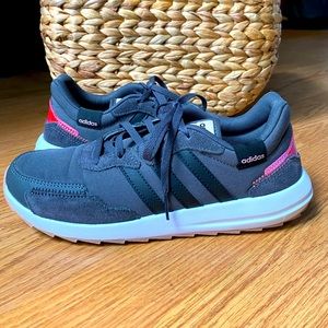 Adidas Women’s size 8 Sneakers